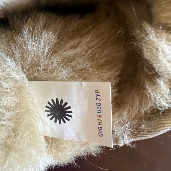 Ugg Classic Mini ii mustard seed NEW size 11 - Picture 12 of 12